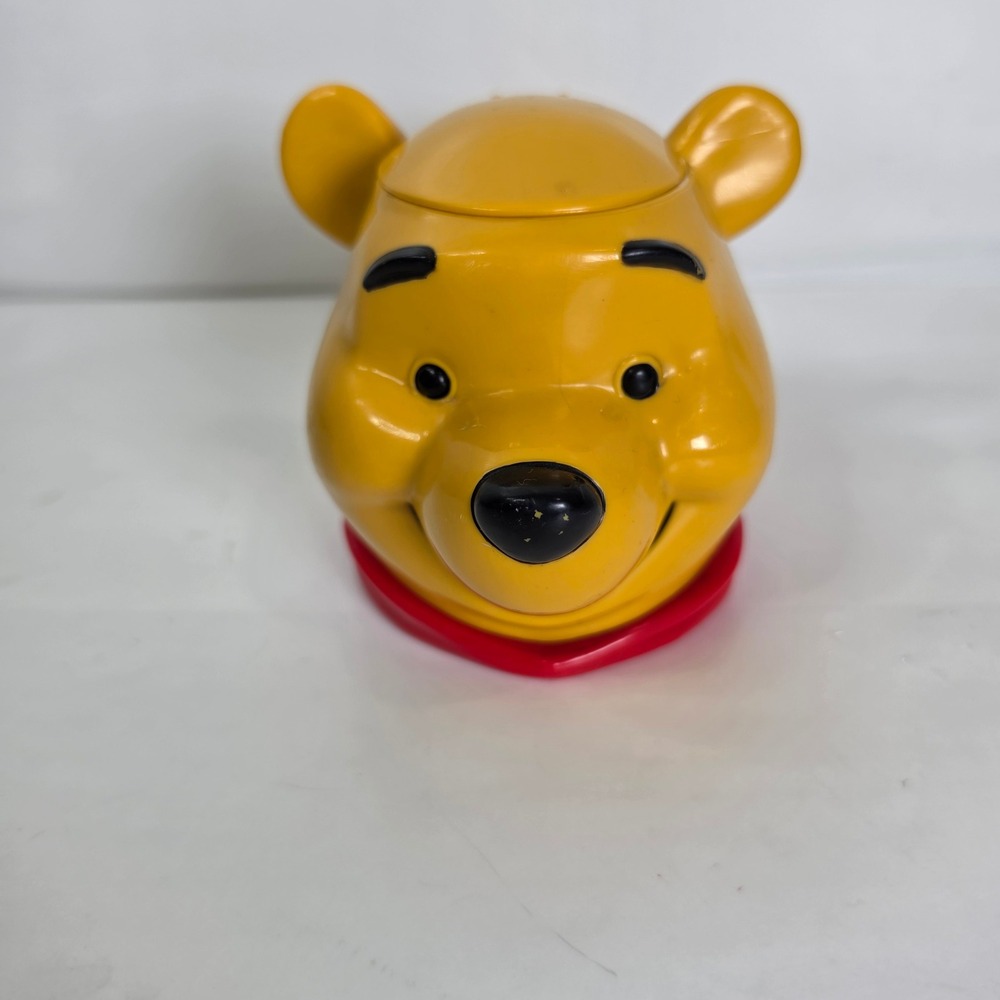 Vintage Disney On Ice Winnie The Pooh Plastic Mug Cup Flip Lid Feld Ent.